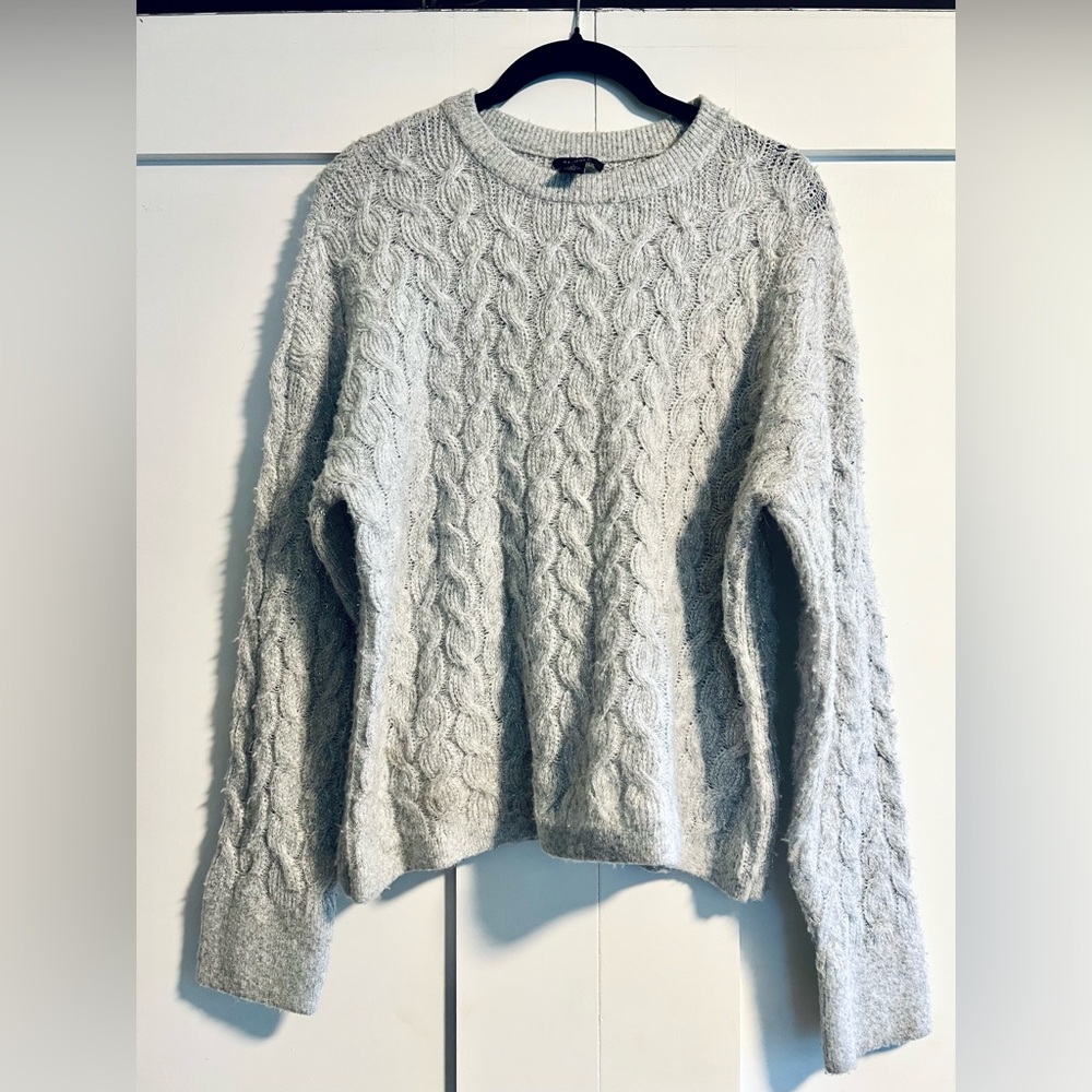 Halogen Nordstrom Cable Knit Sweater - Soft Gray